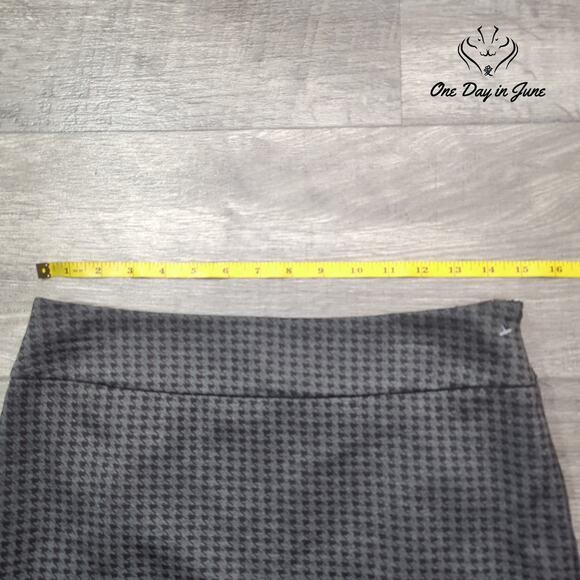 Garfield & Marks Pencil Skirt Size 4 - Picture 3 of 5